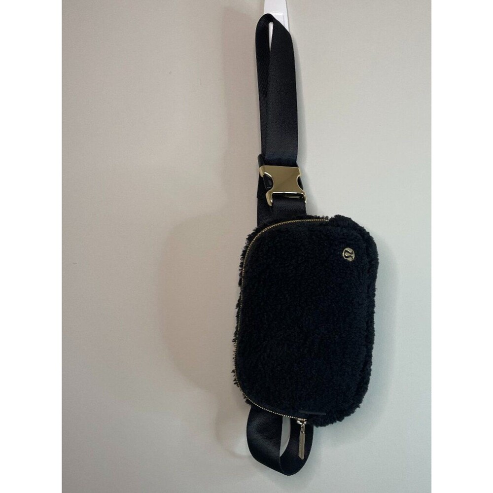 Lululemon Athletica Black Fleece Everywhere Belt Bag with Gold Buckle